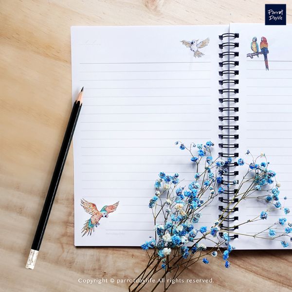 花卉鸚鵡橫線筆記本